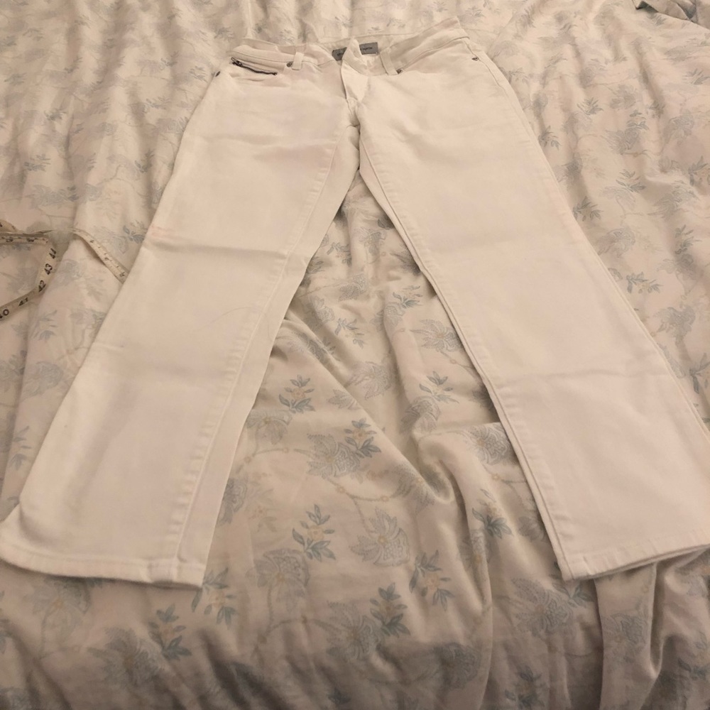 Chicos white crop jeans